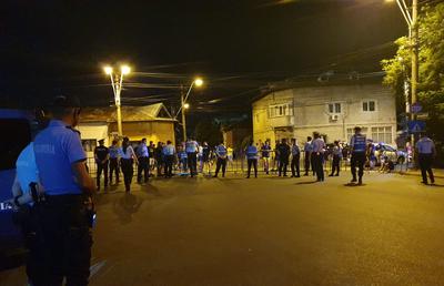 Suporterii Petrolului i-au așteptat pe cei de la club pentru a le cere explicații după duelul cu Rapid, 0-0