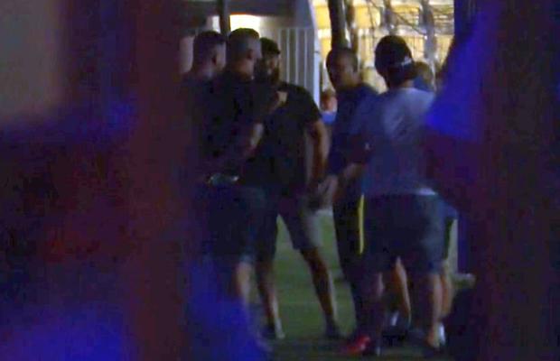 Suporterii Petrolului i-au băgat în ședință pe jucători după partida cu Rapid, 0-0