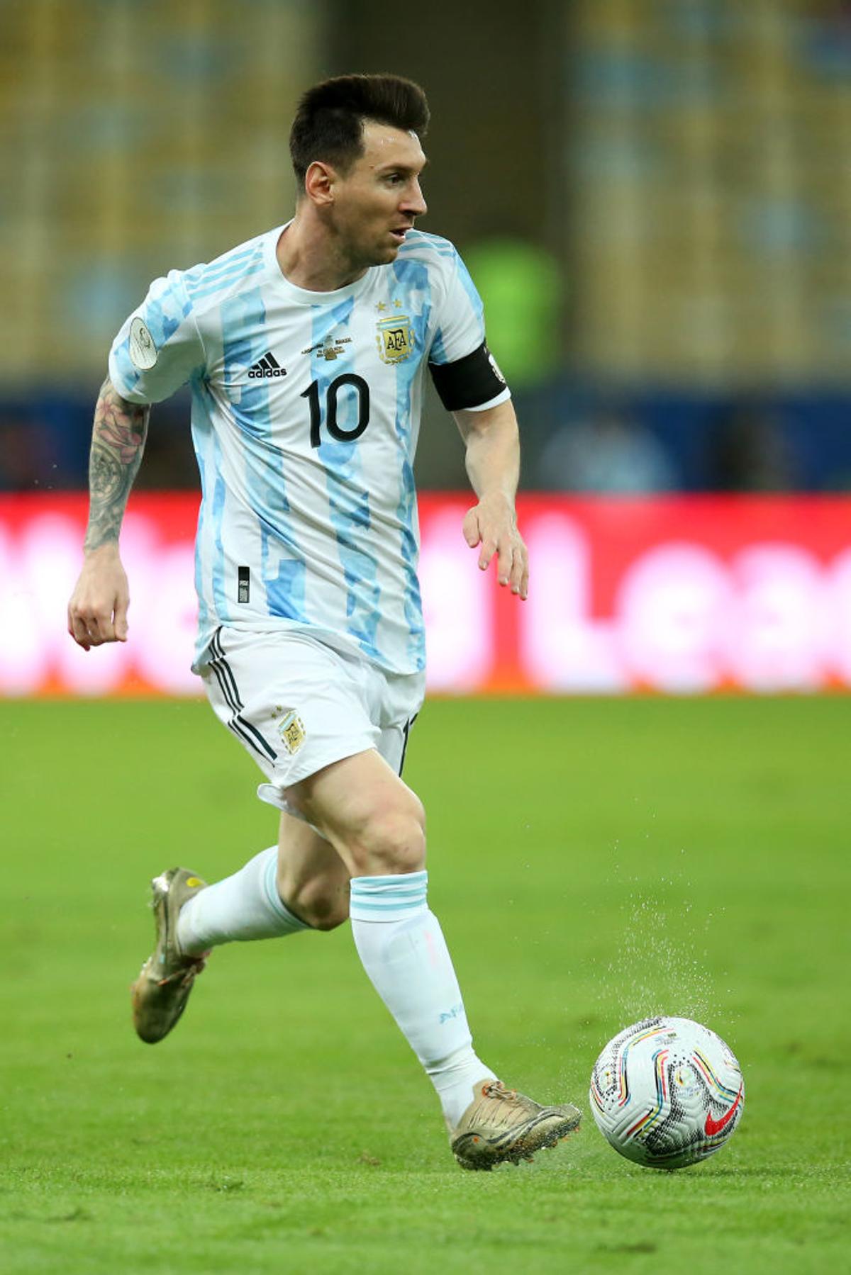 „Am vrut să-l ajutăm pe Messi să câștige trofeul. Acum merg să-mi îmbrățișez fetița” » Povestea emoționantă a lui Emiliano Martinez, eroul Argentinei din semifinale