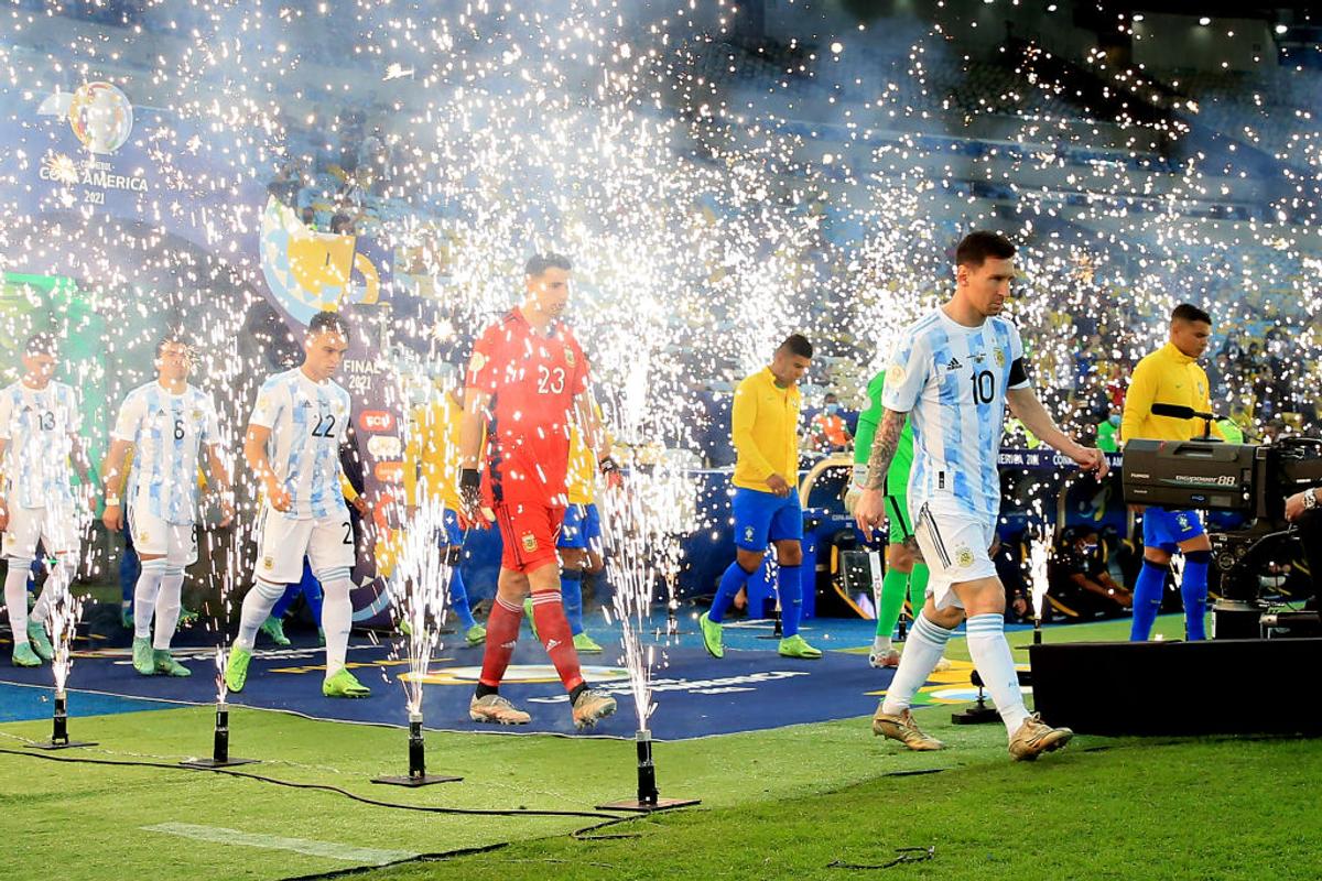 „Am vrut să-l ajutăm pe Messi să câștige trofeul. Acum merg să-mi îmbrățișez fetița” » Povestea emoționantă a lui Emiliano Martinez, eroul Argentinei din semifinale