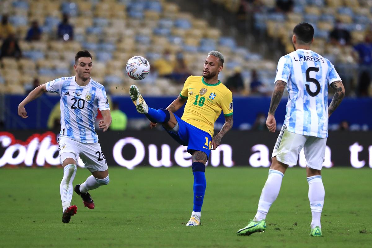 „Am vrut să-l ajutăm pe Messi să câștige trofeul. Acum merg să-mi îmbrățișez fetița” » Povestea emoționantă a lui Emiliano Martinez, eroul Argentinei din semifinale