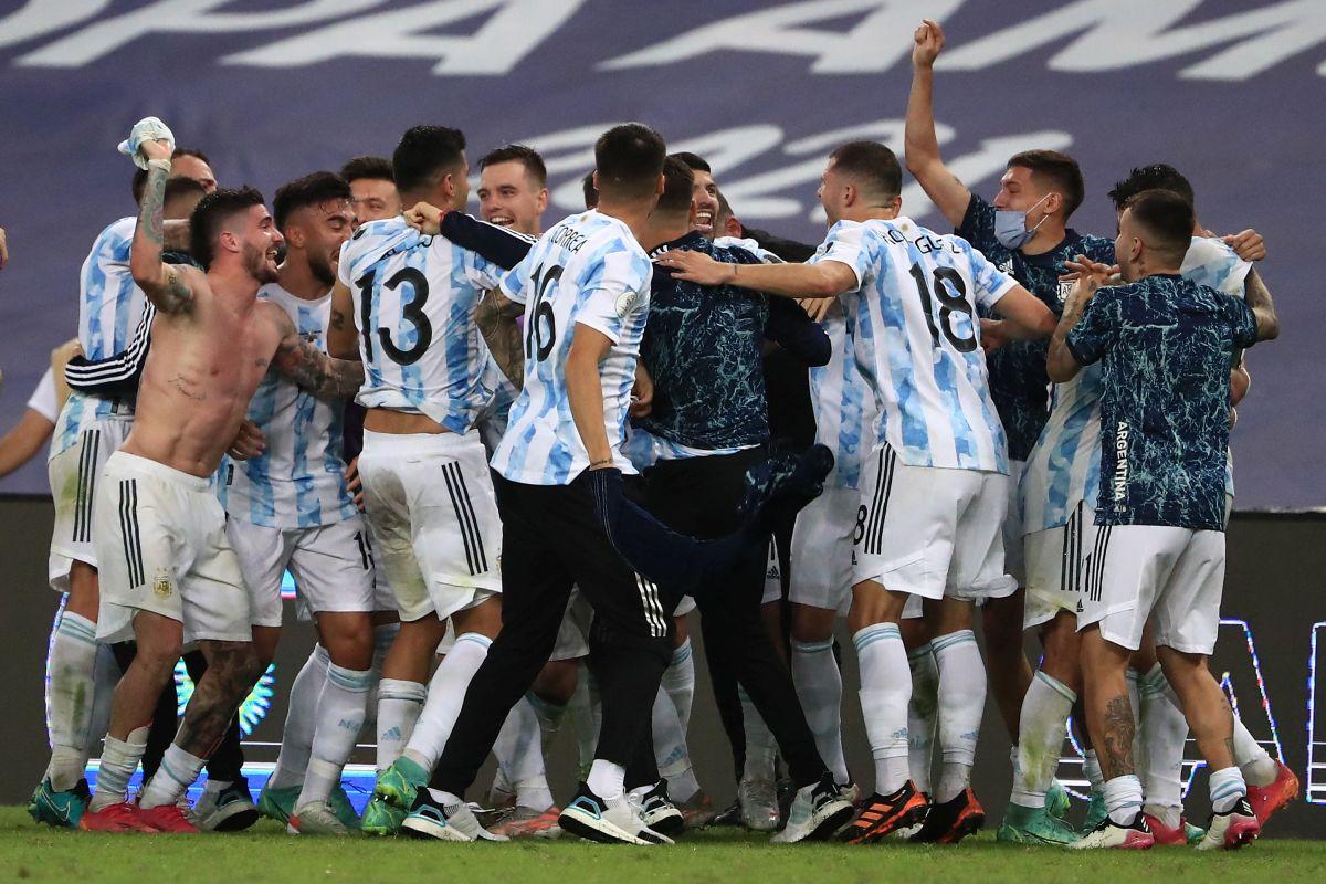 „Am vrut să-l ajutăm pe Messi să câștige trofeul. Acum merg să-mi îmbrățișez fetița” » Povestea emoționantă a lui Emiliano Martinez, eroul Argentinei din semifinale