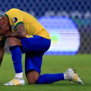 Neymar a plâns în hohote după eșecul din finala Copa America / FOTO: Guliver/Getty Images