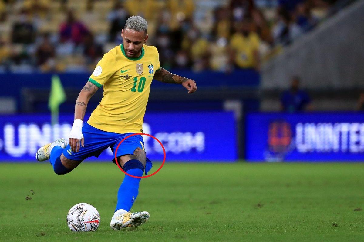 Neymar a ieșit șifonat din finala cu Argentina » I-au sfâșiat echipamentul! Imaginea a făcut înconjurul lumii