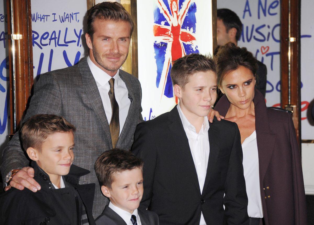 David Beckham și Victoria, în pragul despărțirii? Presa anunță că stau în case diferite