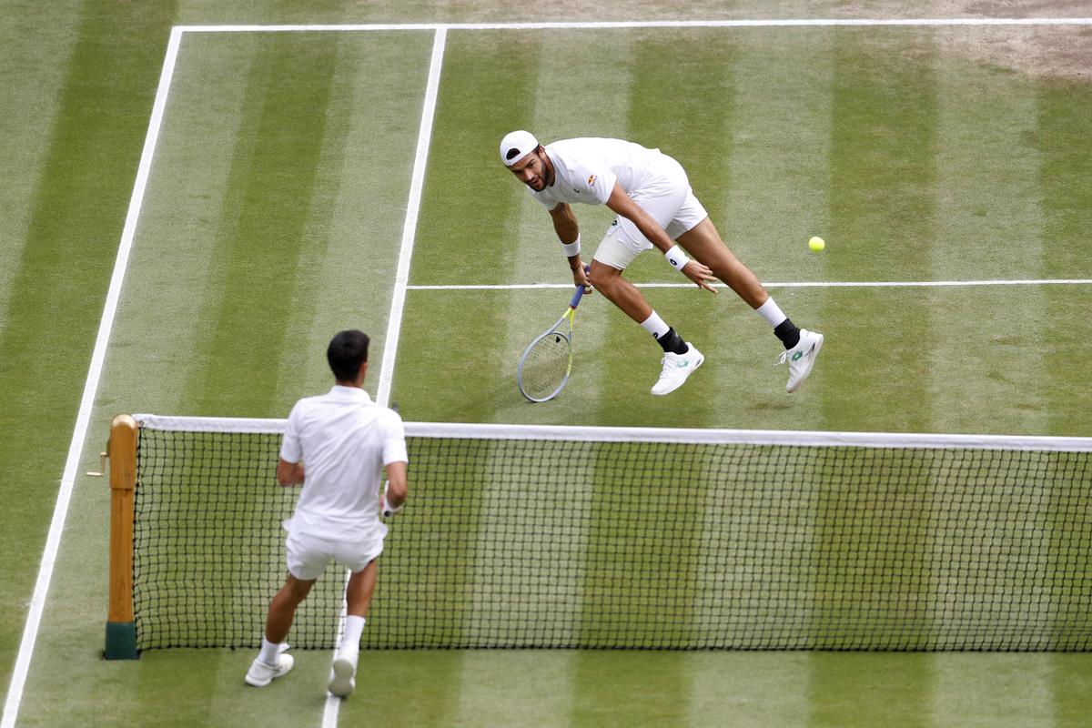 Uitați de recordul lui Federer și Nadal! Ce performanță uimitoare ar putea urmări Novak Djokovic, de fapt