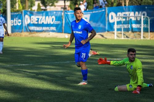 Jovan Markovic (foto, albastru) // foto: Facebook