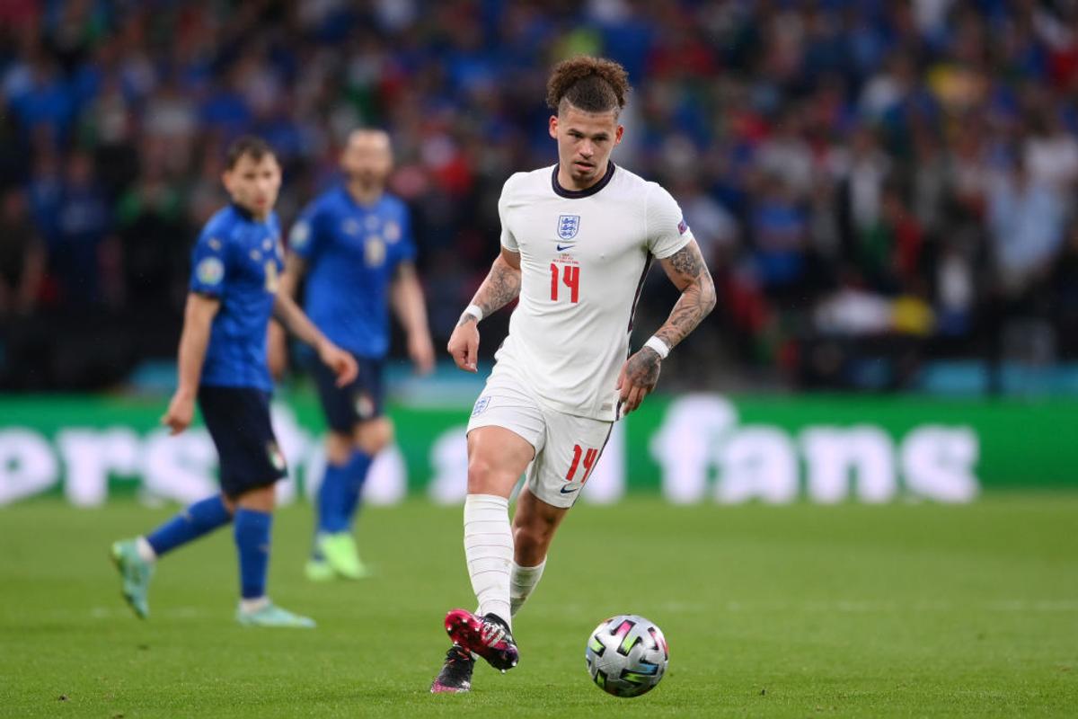 Superlativele EURO 2020 » Au fost aleși cei mai buni jucători ai turneului, iar Cosmin Contra a făcut parte din comisie