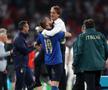 EURO 2020. Italia a învins-o pe Anglia, 1-1 după prelungiri, 3-2 la lovituri de departajare și e noua campioană europeană! La final, Roberto Mancini, selecționerul Squadra Azzurra, nu și-a putut stăpâni lacrimile.
