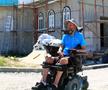 INIMA SPORTULUI: Prietenul lui Hristos, de lângă Strada Prieteniei » La 11 ani de la accidentul care l-a imobilizat, Mihai Neșu e șef de șantier la centrul pe care-l construiește lângă Oradea. Mai are nevoie de 1,8 milioane de euro + Cum îl poți ajuta