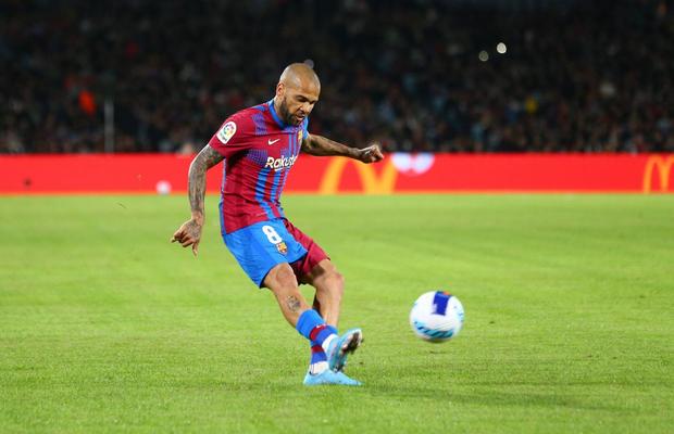 Dani Alves, primul interviu după plecarea de la Barcelona: „Nu îi interesează de oamenii care au făcut istorie pentru club”
