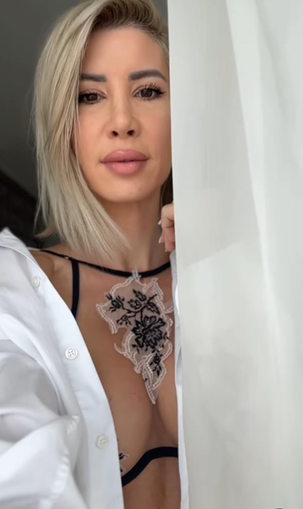 Fosta amantă a lui Marica s-a pozat doar în lenjerie intimă transparentă la hotel: „Surpriză pentru Ciprian?”