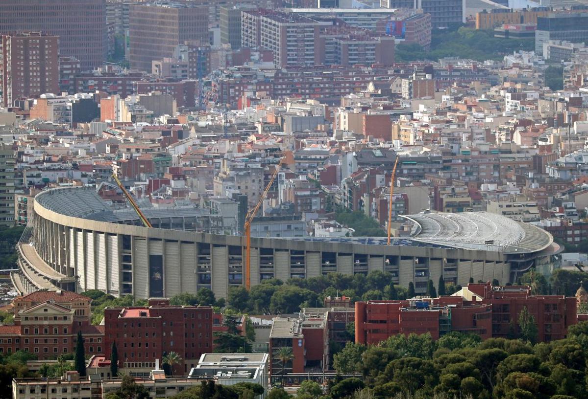 Excavatoarele, în acțiune pe Camp Nou » Imagini impresionante de la demolarea celebrului stadion! Unde va juca Barcelona