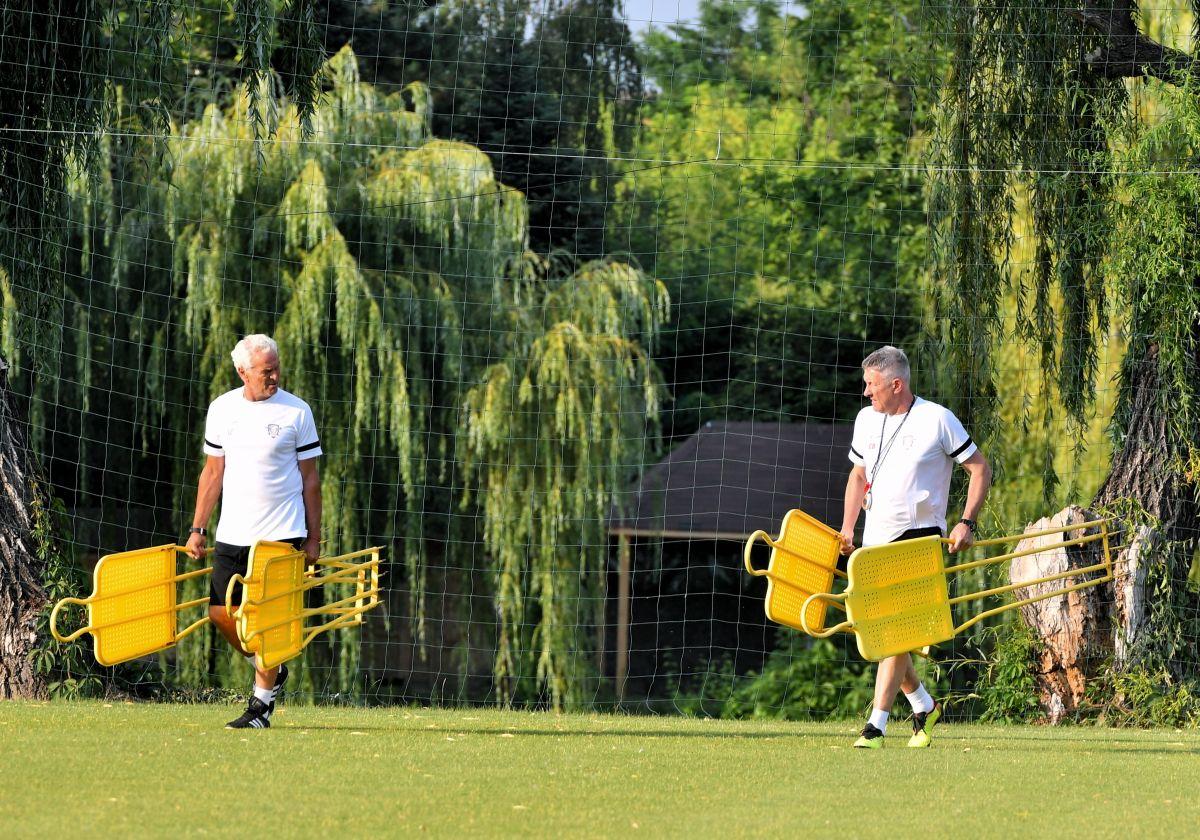 „Nu erau carafe, s-ar fi încălzit vinul” » Daniel Niculae i-a răspuns lui Marius Șumudică