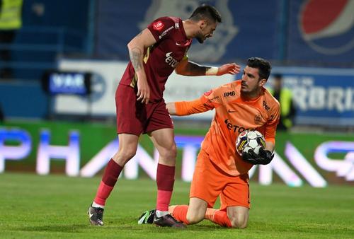 Simone Scuffet, portarul de la CFR Cluj, pleacă la Cagliari/ foto: Imago Images
