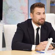 Adrian Mutu, prezentat la Neftchi // sursă foto: Instagram @ pfcneftchi