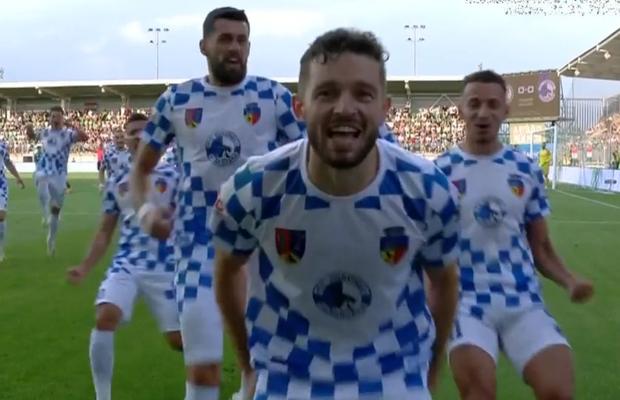 Presa din Ungaria a răbufnit după victoria Corvinului: „Nu-i adevărat. A trișat și arbitrul a fost partener!”