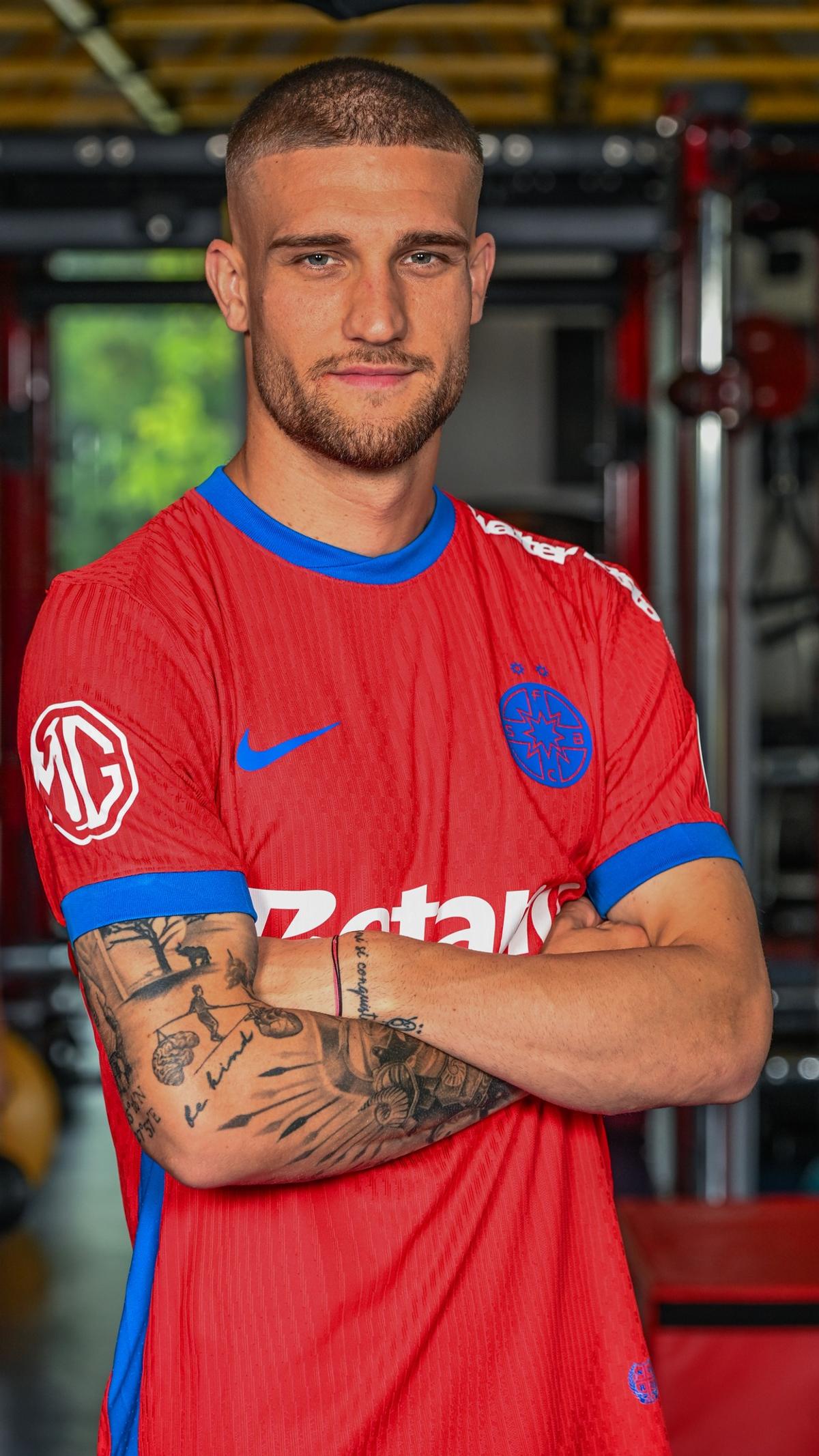 Cum arată noile echipamente ale campioanei FCSB