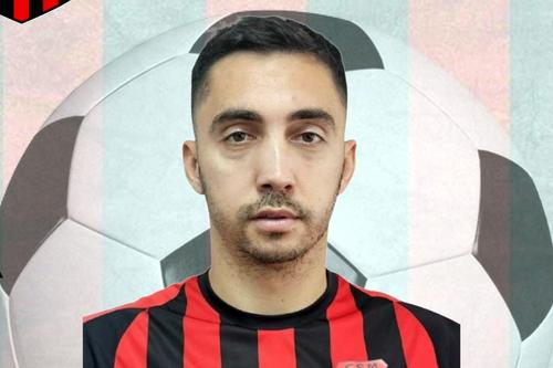 Răzvan Grădinaru este noul fotbalist al celor de la CSM Reșița. FOTO: Facebook @CSM Reșița