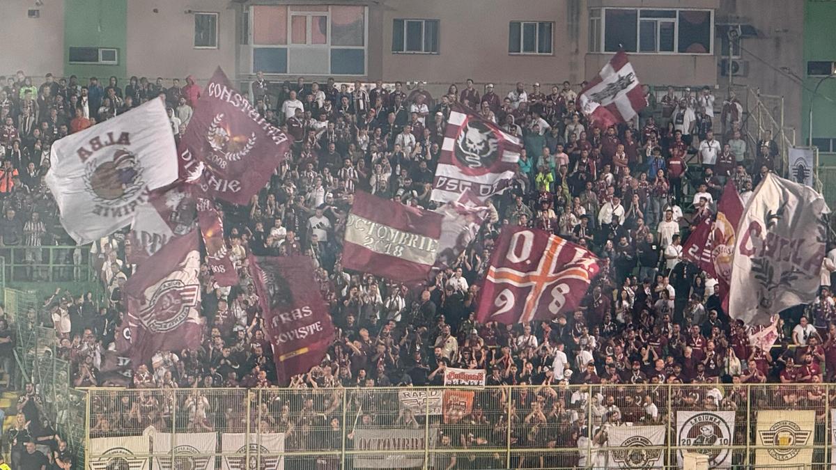 Atmosferă de zile mari la Mioveni, la FC Argeș - Rapid: scenografie 3D la revenirea în prima ligă » Au apărut și probleme!