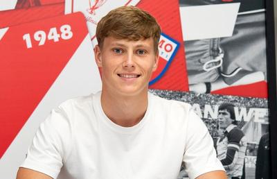 Transferul #12 la Dinamo » A semnat contractul pe 5 ani