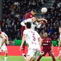 Leo Bolgado, primul la minge // FOTO: Imago Images