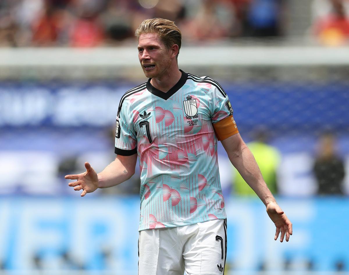 Cu ochii în lacrimi, De Bruyne „le-a tăiat-o” jurnaliștilor: „Oh, băieți...”