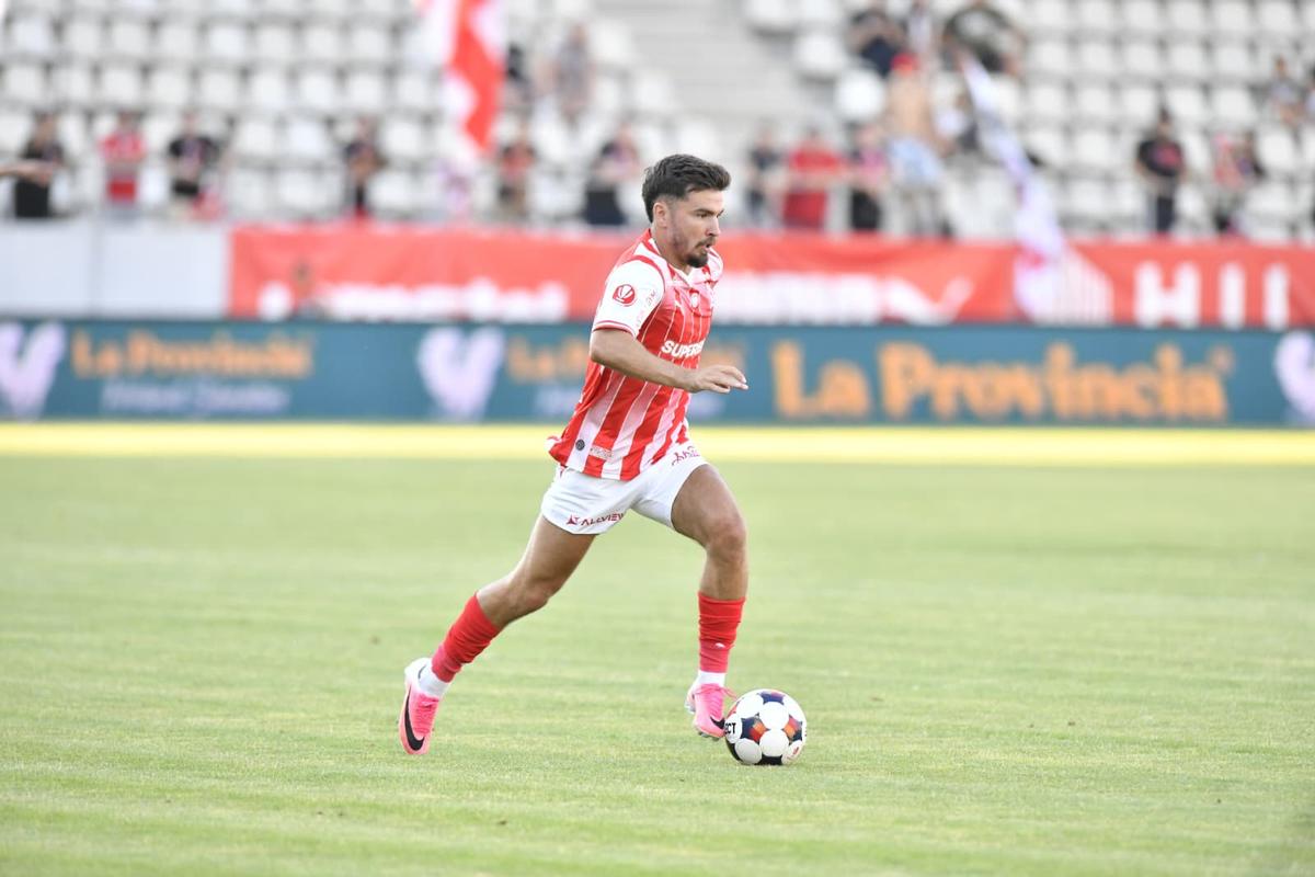Dinamo - Farul, amical pe „Arcul de Triumf”