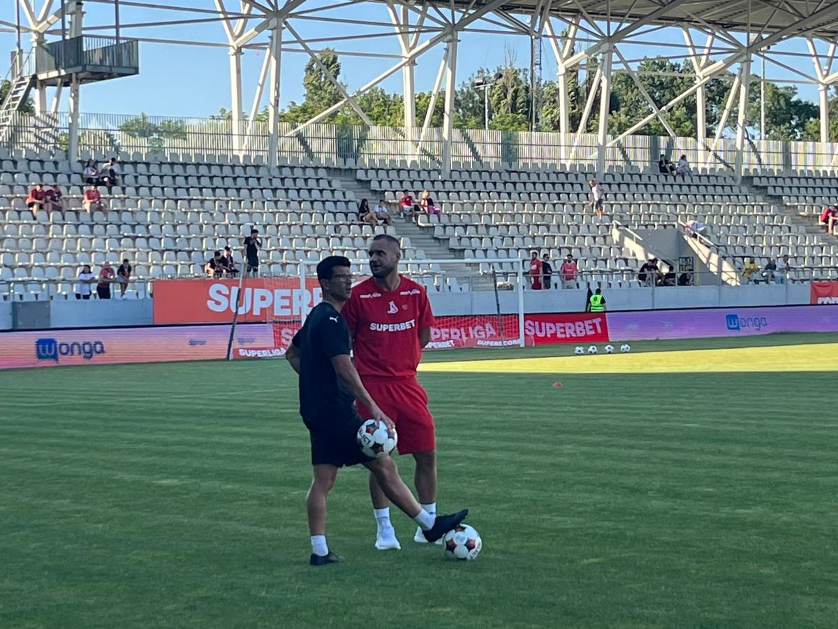 Dinamo - Farul, imagini înaintea amicalului de pe „Arcul de Triumf”