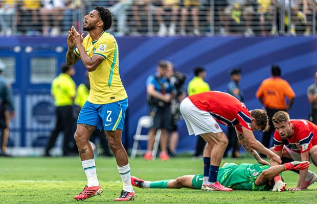 „Here we... GONE!” » Manchester United nu-l mai prezintă oficial și renunță la transferul de 45 de milioane de euro!
