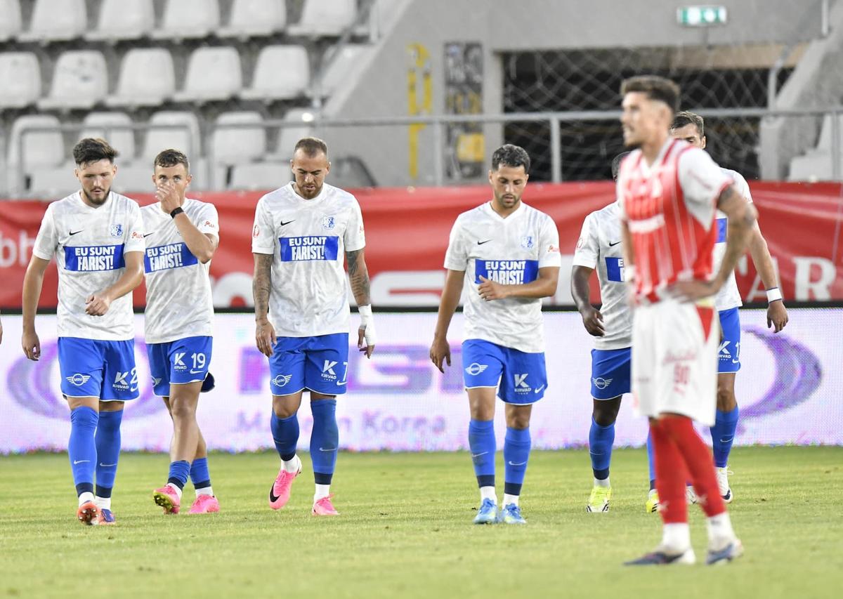 Dinamo - Farul, amical pe „Arcul de Triumf”