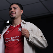 Lisav Eissat, prima zi la Bristol City // foto: captură YouTube @Bristol City