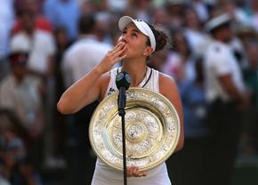 Campioana de la Wimbledon, mesaj emoționant în memoria mamei ei: „Nu aș fi aici fără ea”
