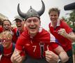 Fanii Norvegiei înainte de meciul cu Anglia // foto: Imago și X