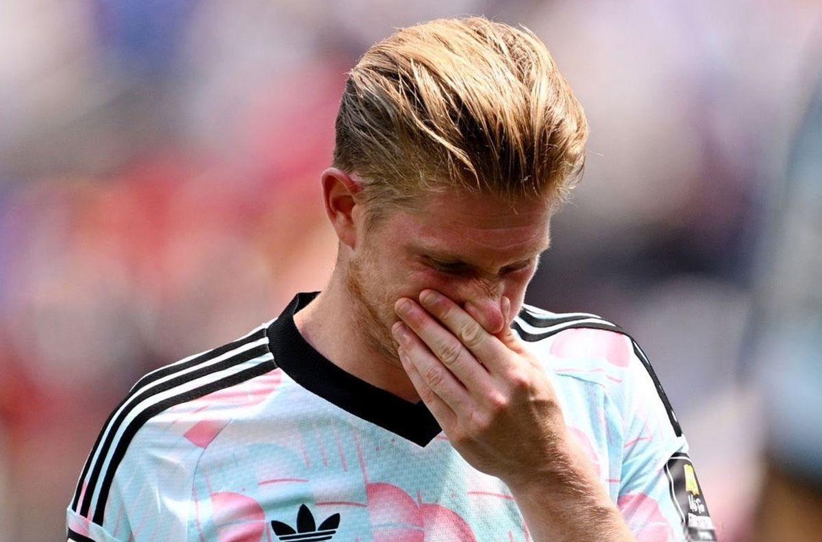 Cu ochii în lacrimi, De Bruyne „le-a tăiat-o” jurnaliștilor: „Oh, băieți...”