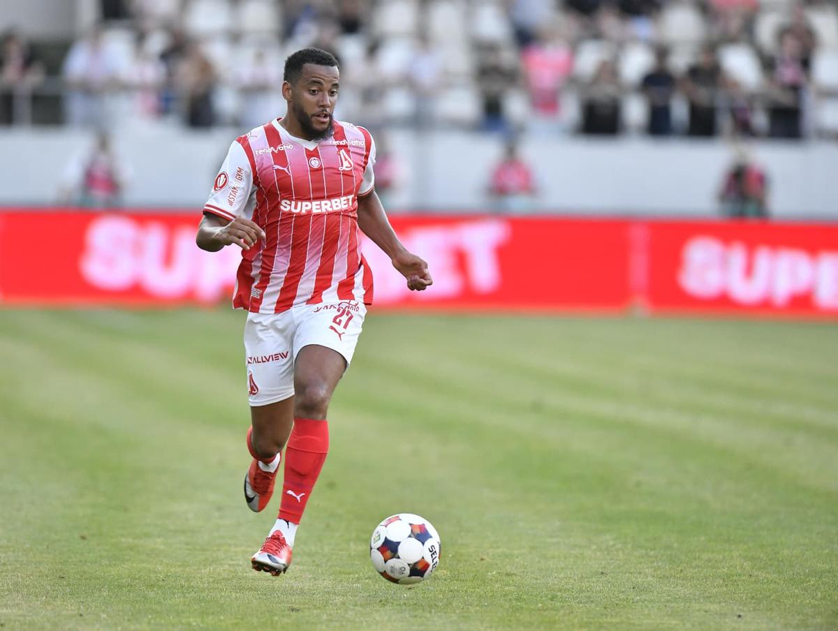 Dinamo - Farul, amical pe „Arcul de Triumf”