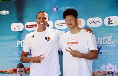 Cuvântul folosit de chinezi, după ce l-au văzut pe David Popovici umăr la umăr cu Pan Zhanle la București