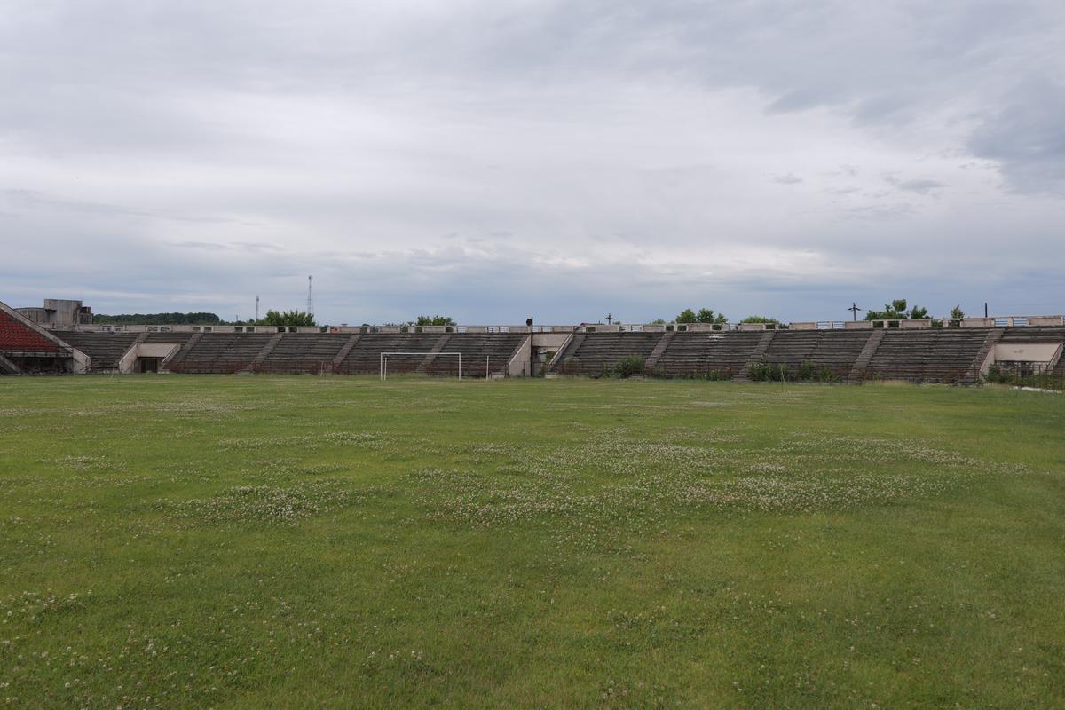 Ce s-a ales de stadionul lui Ceaușescu » Baza celei mai corupte echipe din istoria fotbalului românesc nu a fost abandonată