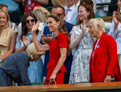 Simona Halep și omul de afaceri Dorin Mateiu, prima apariție publică împreună » Fotografiați în loja regală de la Wimbledon, lângă Prințesa Kate și Sharapova