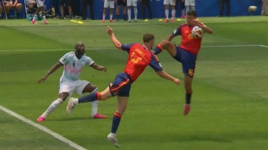Hențul lui Rodri din meciul Spania - Belgia Selecționerul Belgiei acuză arbitrajul lui Michael Oliver: „Am avut penalty în minutul 60”