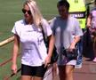 FOTO Blonda care a zăpăcit spectatorii la Sportul Snagov - FC Argeș » Ce și-a scris pe tricou :)