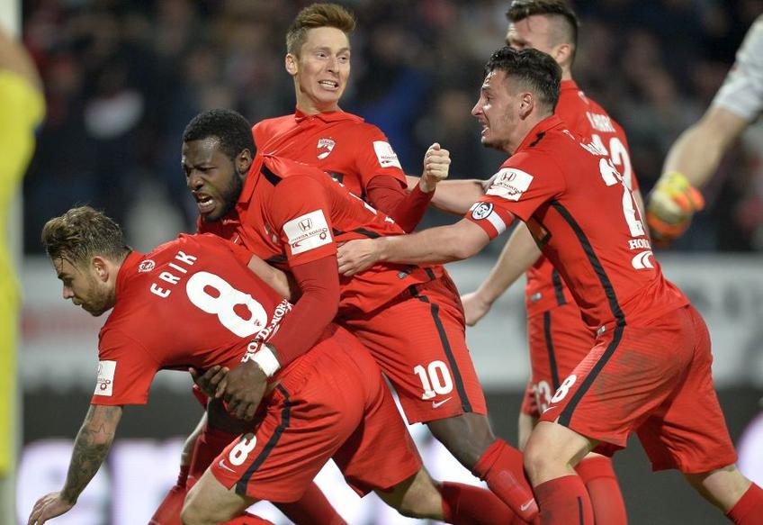 Ex-căpitanul lui Dinamo, Paul Anton, foarte iubit de către fani, și-a încheiat ieri acordul cu rușii de la Samara. Suporterii l-ar vrea înapoi, să clădească noua echipă în jurul lui.