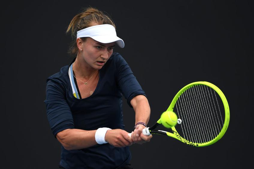 Krejcikova o va înfrunta mâine pe Simona Halep