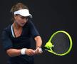 Krejcikova o va înfrunta mâine pe Simona Halep