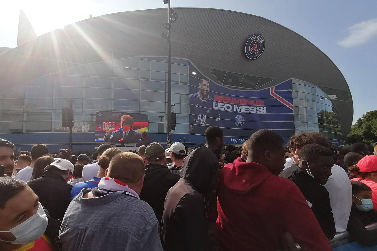 Rivalul lui PSG rupe tăcerea după transferul lui Messi: „Nu e drept!”