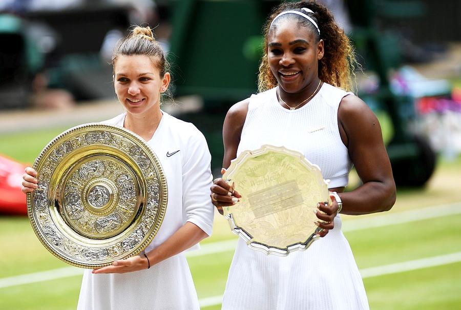 Simona Halep și Serena Williams după finala Wimbledon 2019 // foto: Guliver/gettyimages Virginia Ruzici, gânduri emoționante la final: „I-am spus: «Poți să ai regrete»” + „Bucuria cea mai mare a fost când a câștigat Wimbledonul”