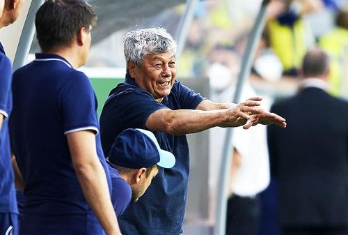 Mircea Lucescu pe banca lui Dinamo Kiev, foto: Guliver/gettyimages