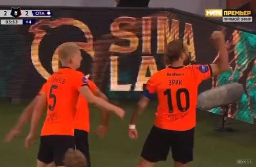 Eric Bicfalvi (35 de ani) a marcat golul victoriei în Ural - Spartak Moscova, scor 3-2. Formația mijlocașului român este liderul provizoriu al primei ligi din Rusia.