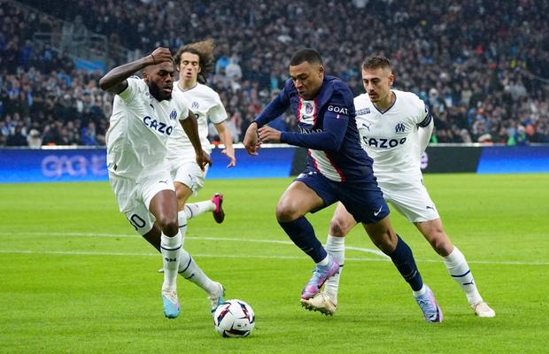 Azi începe noul sezon din Ligue 1 » PSG e din nou favorită la titlu! Cum arată TOP 5 achiziții și vânzări + Cu cine joacă în prima etapă Ladislau Boloni