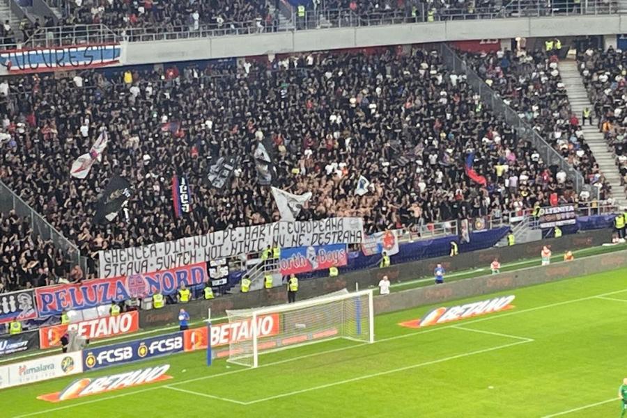 Fanii FCSB au făcut spectacol în tribune (foto: Andrei Petrescu) „Ghencea din nou pe harta europeană” » 5 lucruri care nu s-au văzut la TV, de la partida FCSB - Nordsjaelland: Revanșa organizatorilor, show spectaculos de lumini + Ironii pentru CSA Steaua